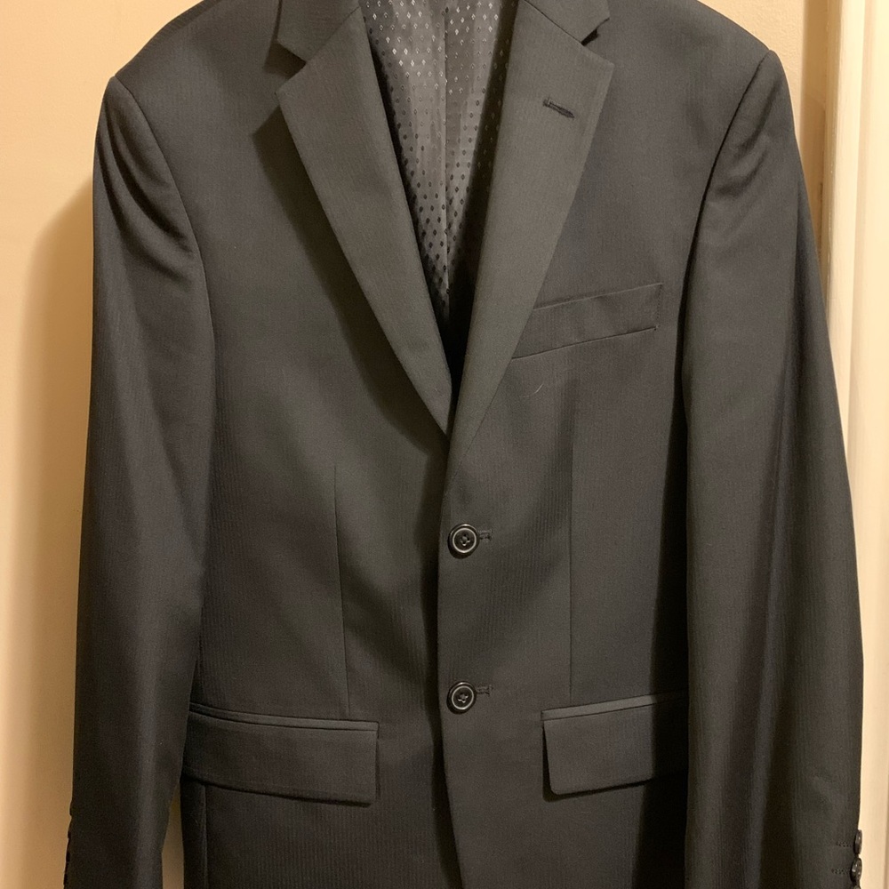 Hagar Men’s Small Suit - Picture 6 of 6
